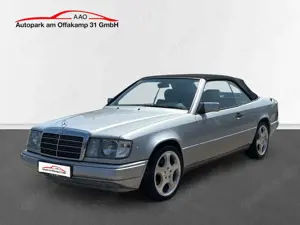Mercedes-Benz 300 CE 300E 24-V Cabrio *Vollleder *01/2027 Bild 3