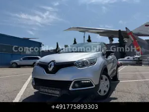 Renault Captur Luxe PDC KAMERA KLIMAAUTO LED AHK