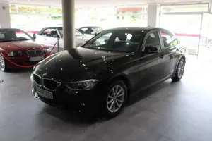 BMW 320 i xDrive XENON PDC MFL *EURO 5* *I.HAND*
