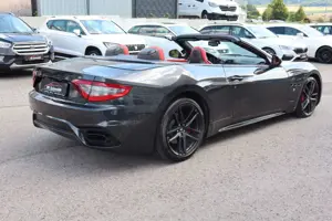 Maserati GranCabrio 4.7 V8 Sport Aut. LederRot_Kamera_LED Bild 5
