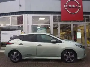 Nissan Leaf Tekna Bild 2