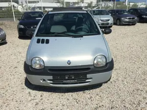 Renault Twingo 1.2 Liberty,Servol., Faltdach,ZV,usw.! Bild 2