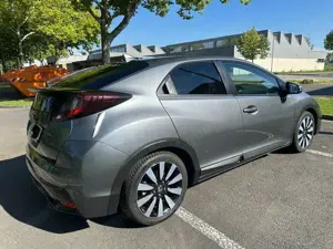 Honda Civic 1.8 i-VTEC Elegance 71700 tkm Bild 4