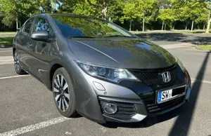 Honda Civic 1.8 i-VTEC Elegance 71700 tkm Bild 2