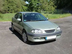 Toyota Avensis Avensis 2.0 linea sol