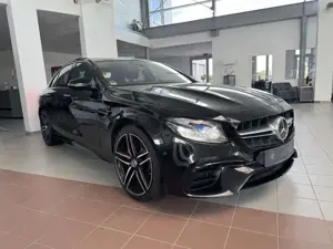 Mercedes-Benz E 63 AMG S 4Matic+ | 1.HD | PANO | MASSAGE | STANDH. | uvm Bild 3