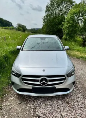 Mercedes-Benz B 200 7G-DCT Progressive