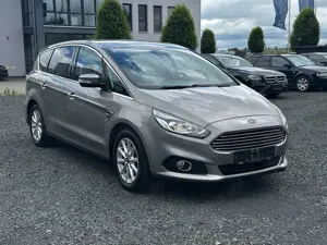 Ford S-Max 2.0 TDCI Titanium 4x4 AUTOMATIK AHK NAVI Bild 3