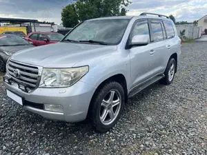 Toyota Land Cruiser V8 D-4D Automatik Executive 5 Sitzer