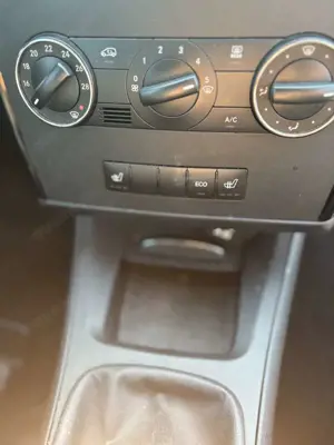 Mercedes-Benz A 150 elegant model