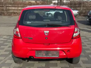 Dacia Sandero Basis Neu Tüv Bild 5