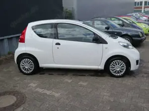 Peugeot 107 Petit Filou Insp Neu Tüv 10/2026 Bild 2
