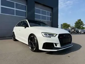 Audi RS3 Sportback quattro,Matrix,RS-Sitze,BO,Pano