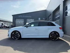 Audi RS3 Sportback quattro,Matrix,RS-Sitze,BO,Pano Bild 5