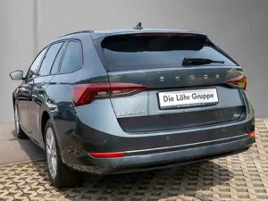 Skoda Octavia Combi 2.0 TDI DSG Style Columbus Bild 5