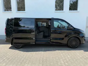 Ford Tourneo Custom Bus 320 L2 Tourneo Titanium X AWD Bild 2