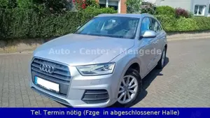 Audi Q3 Sport 1,4 TFSI            " Scheckheft/Uff "