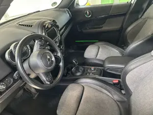 MINI Cooper Countryman Mini Cooper Countryman Chilli LED Aut.Scheckheft Bild 2