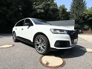 Audi SQ7 4.0 TDI quattro Luft 7 Sitze StandHzg AHK 8-Fach