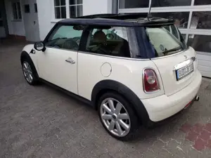 MINI Cooper Mini Cooper 1.6 L Chili Leder Bild 2