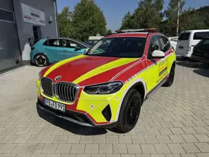 BMW X3 20d xDrive *TOP-Ausstattung* RESCUE Bild 3