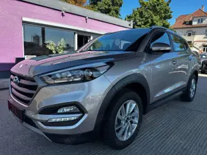 Hyundai TUCSON blue Advantage 2WD "1 Hand"HU/AU+Service"