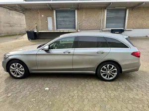 Mercedes-Benz 350 350e Bild 2