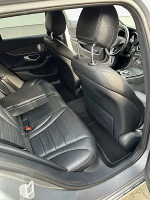 Mercedes-Benz 350 350e Bild 5