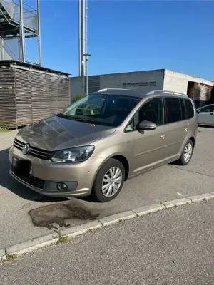 Volkswagen Touran Life BMT