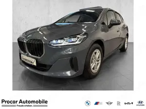 BMW 218 i Active Tourer PANO RFK NAVI LED Sound Syst. PDC