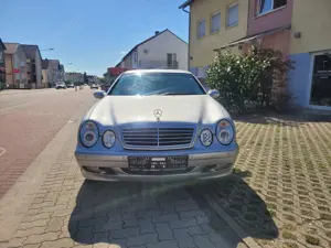 Mercedes-Benz CLK 200 Coupe Kompressor Elegance