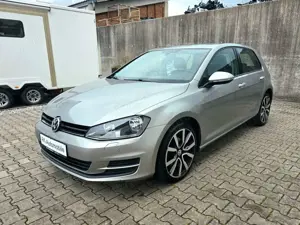 Volkswagen Golf VII Lim. Trendline BMT  DSG / ZR neu! Garan