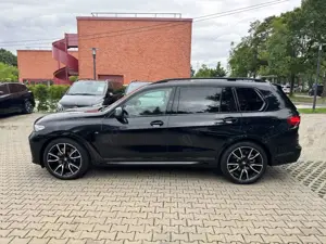 BMW X7 xDrive 40 d MSport*WinterP*Panorama*ACC*Laser Bild 2