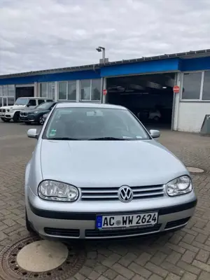 Volkswagen Golf Special