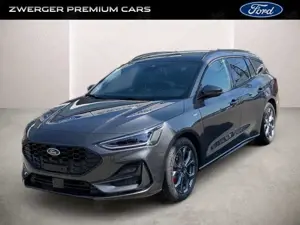 Ford Focus Turnier ST-LINE iACC PDC Kamera LED Pano Nav