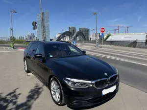 BMW 530 530i Touring Aut. Sport Line