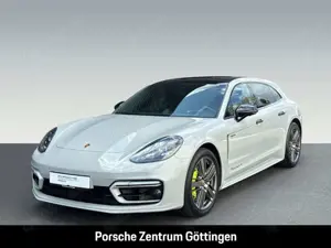 Porsche Panamera 4 E-Hybrid Sport Turismo Platinum Edition