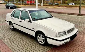 Volvo 460 460 2.0i Bild 1