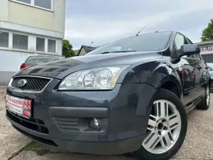 Ford Focus 1.6 TDCi Limousine - 1.Hand