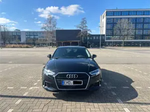 Audi A3 1.6 TDI Limousine sport Bild 2