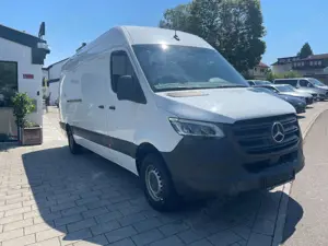 Mercedes-Benz Sprinter 311/315/317/319 CDI RWD L3 / L4 (907.635/637)