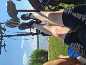 Sportl.Er sucht verh.Ihn...