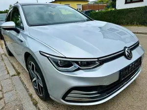 Volkswagen Golf VIII 8 Lim. Style 1.5 eTSI * 1.Hand *Ambien Bild 4