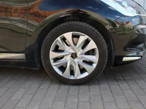 DS Automobiles DS 5 BlueHDi 180 AT S/S Kamera Leder Navi SHZ RS Bild 5