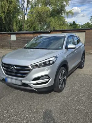 Hyundai TUCSON 2.0 CRDi 4WD Style
