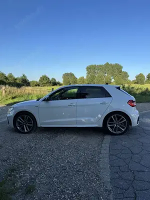 Audi A1 40 TFSI S line Bild 5