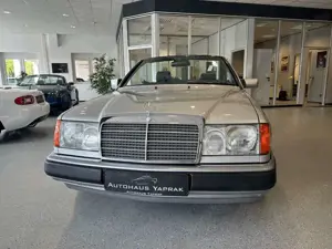 Mercedes-Benz 300 CE 24V Cabrio|60.236km|Bestzustand|Gutachten Bild 4