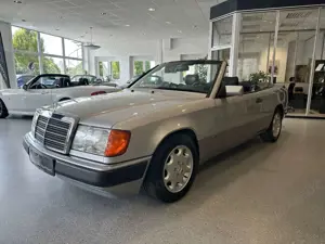 Mercedes-Benz 300 CE 24V Cabrio|60.236km|Bestzustand|Gutachten Bild 3