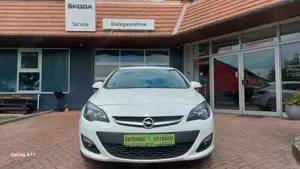 Opel Astra J Lim. 5-trg.1,6 85kw Energy Bild 1