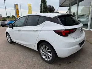 Opel Astra K 5T Edit.~PDC v/h~Navi~Sitz+Lenk.-Heizung Bild 2